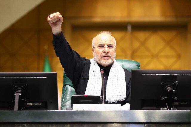 قالیباف: مردم پرچم عزت ایران را بر دوش کشیدند